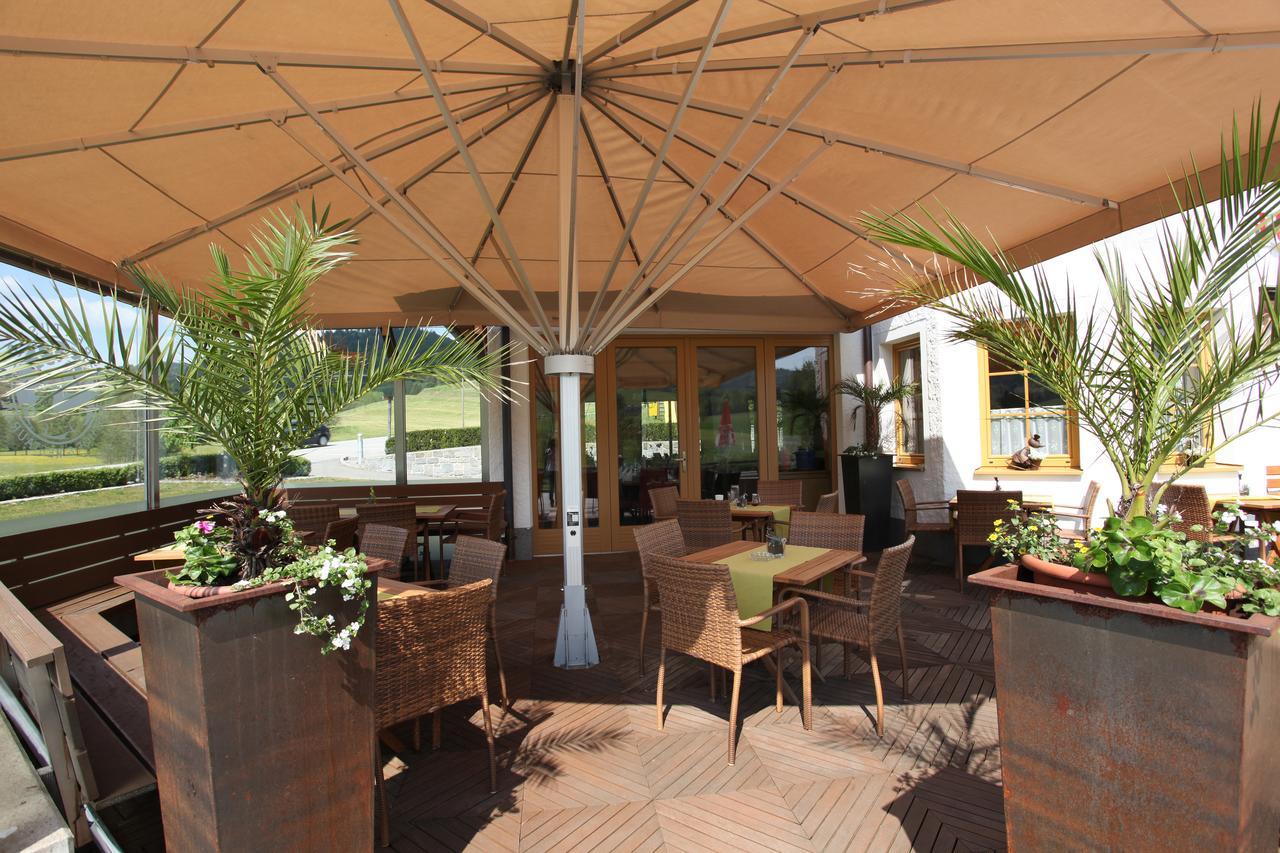 Gasthof - Restaurant Hubertushof Peilstein im Muhlviertel Bagian luar foto
